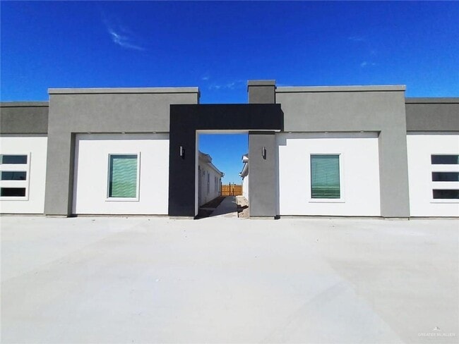 3408 Ventura Ave Unit 3