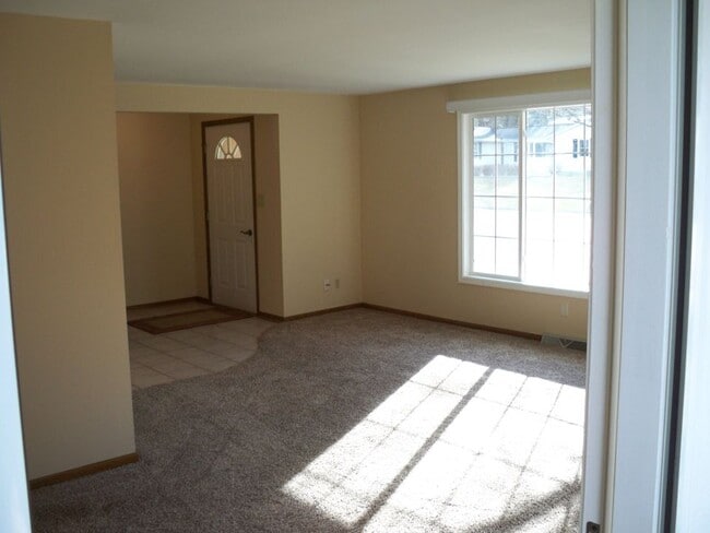 Building Photo - 3107 N 25th St Unit 3107