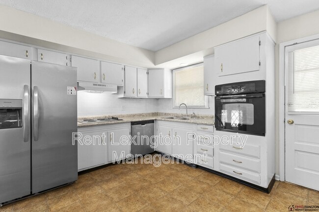 Photo - 3330 Tisdale Dr