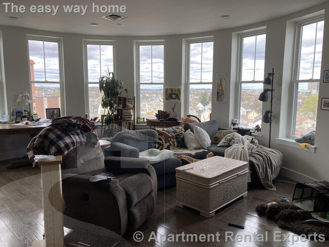 Photo - 434 McGrath Hwy Unit #401