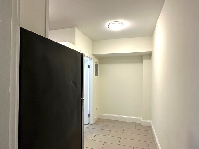 Photo - 230 Walnut St Unit 41B