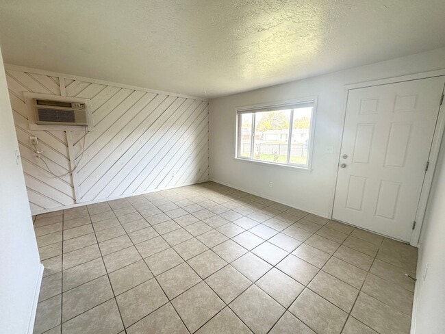 Photo - 207 N Indiana Ave Unit 207-3