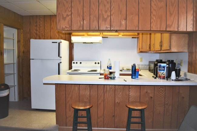 Building Photo - 1254 Washington St Unit 1254-2 - 1254-2A Rental