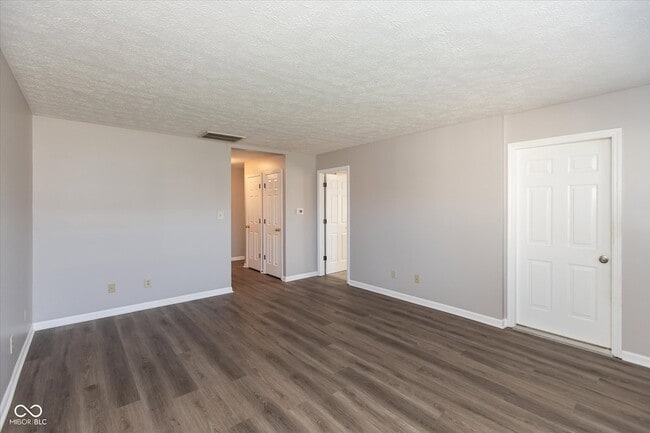 Photo - 2091 Galaxy Dr