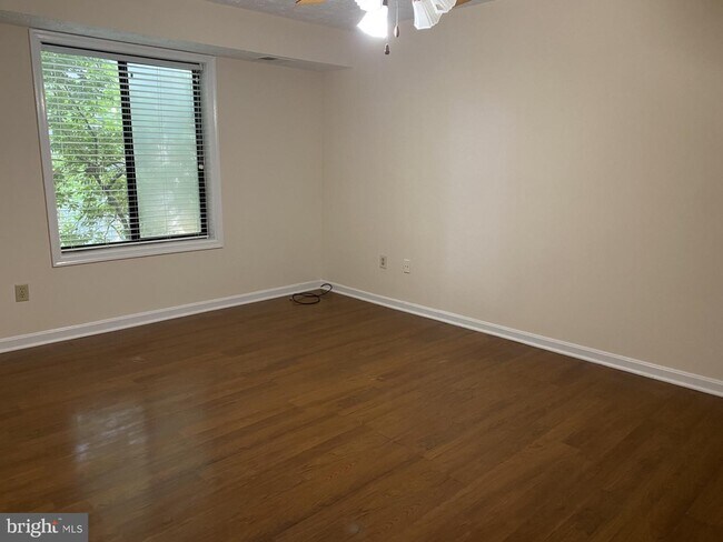 Photo - 110 Windbrooke Cir