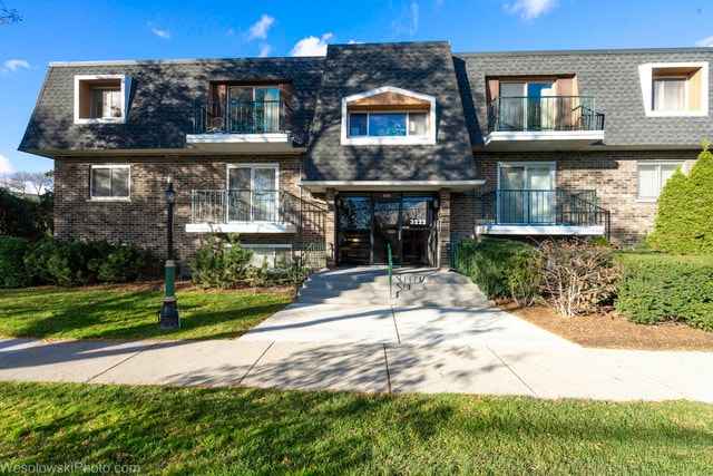 Building Photo - 3222 Sanders Rd Unit 3D