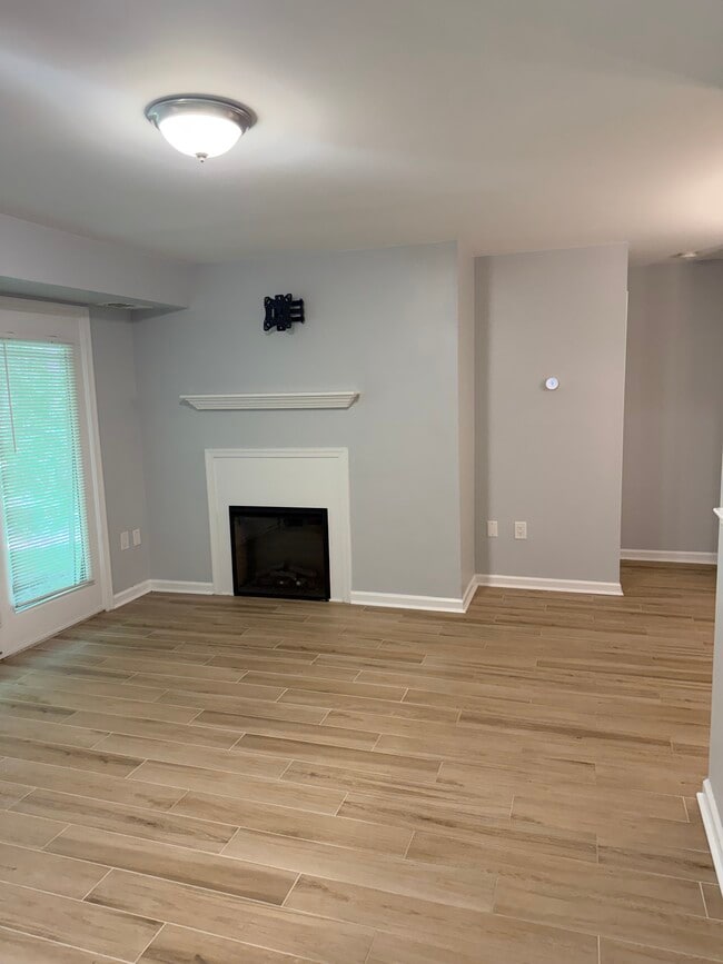 Photo - 5708 Shadwell Ct Unidad Olde Mill Condo