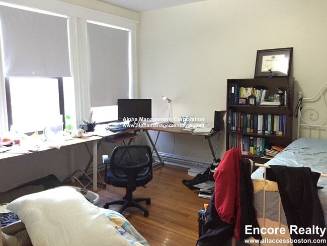 Photo - 17-19 Washington St. Unit 507 Unidad 507