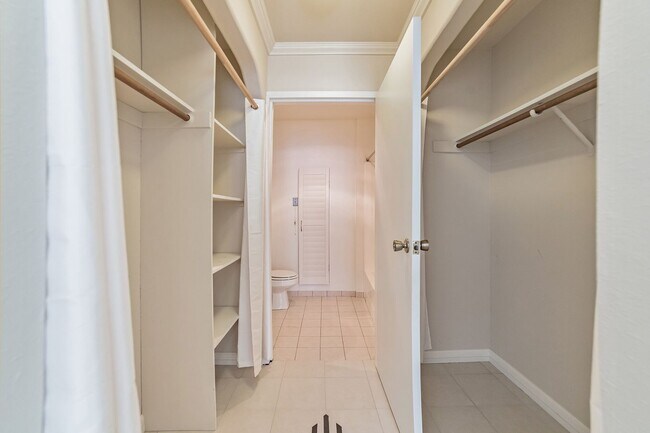 Park Glenview Apartments