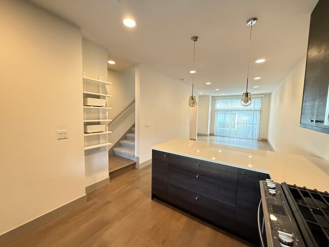 Photo - 4143 California Ave SW