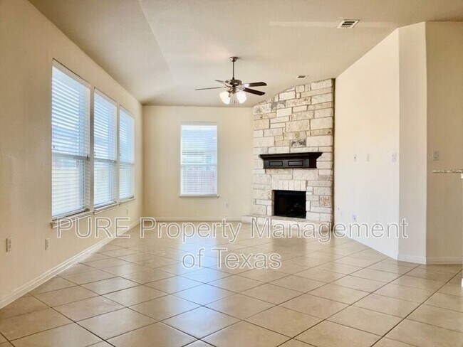 Photo - 2946 Todd Tr