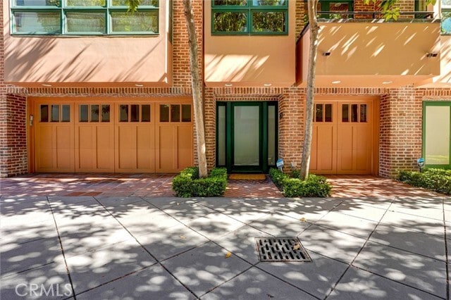 Photo - 2323 S Beverly Glen Blvd
