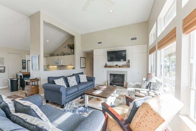 Photo - 18418 E De Vaca Ln