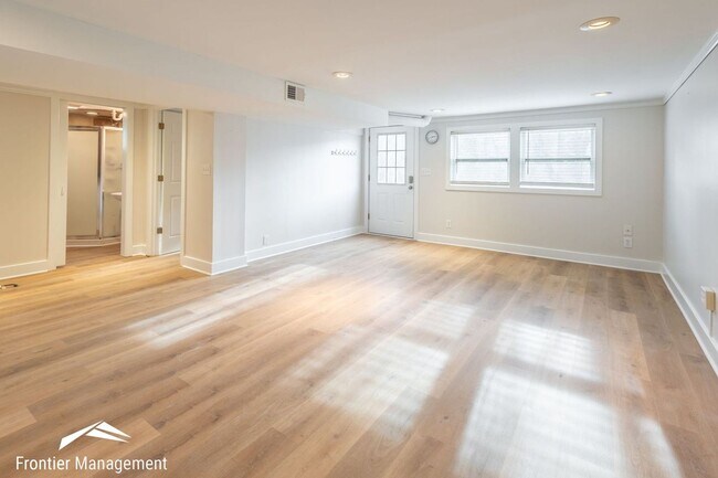 Photo - 1112 Woodland St Unidad 1112 Woodland-B