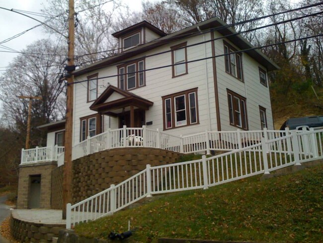 Location, location, location. We're just 2 blocks from the Mountainlair - 834 College Ave House