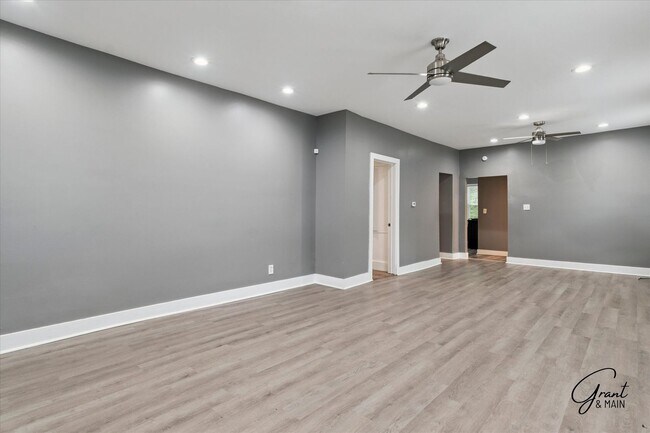 Photo - 6 bedroom 2 bath $2250