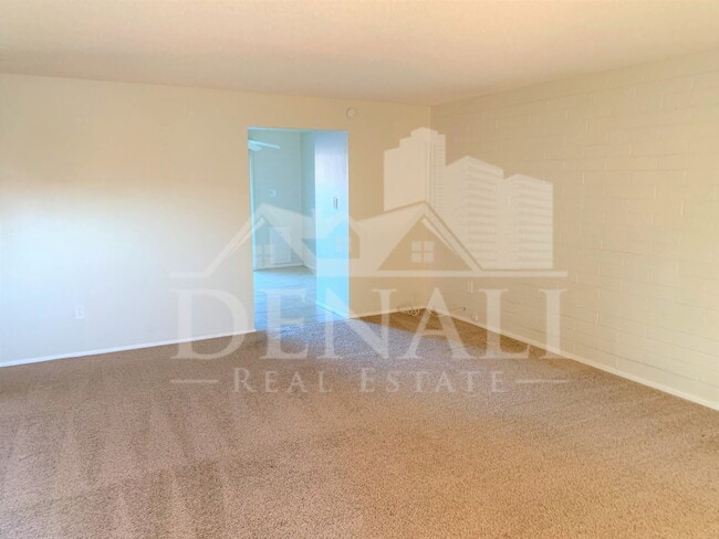 Photo - 3510 E Ludlow Dr