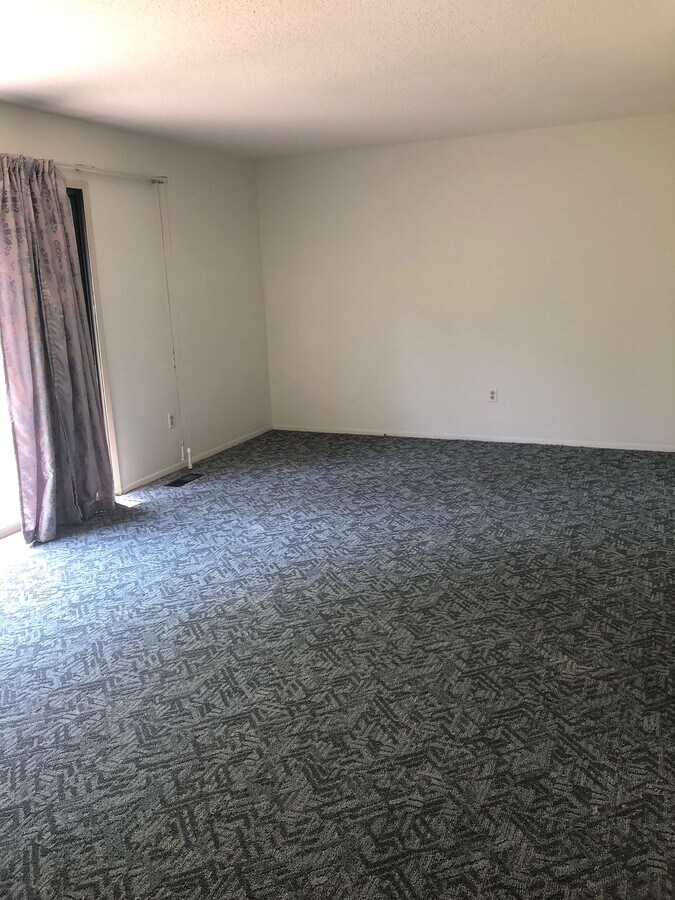 Photo - 8639 W 108th Pl Unidad 8639