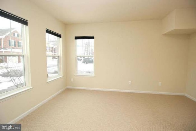 Photo - 25504 Feltre Terrace