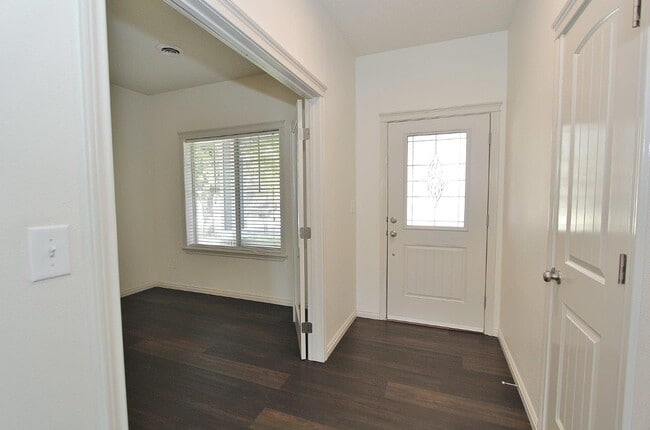 Photo - 2047 S Ice Bear Way
