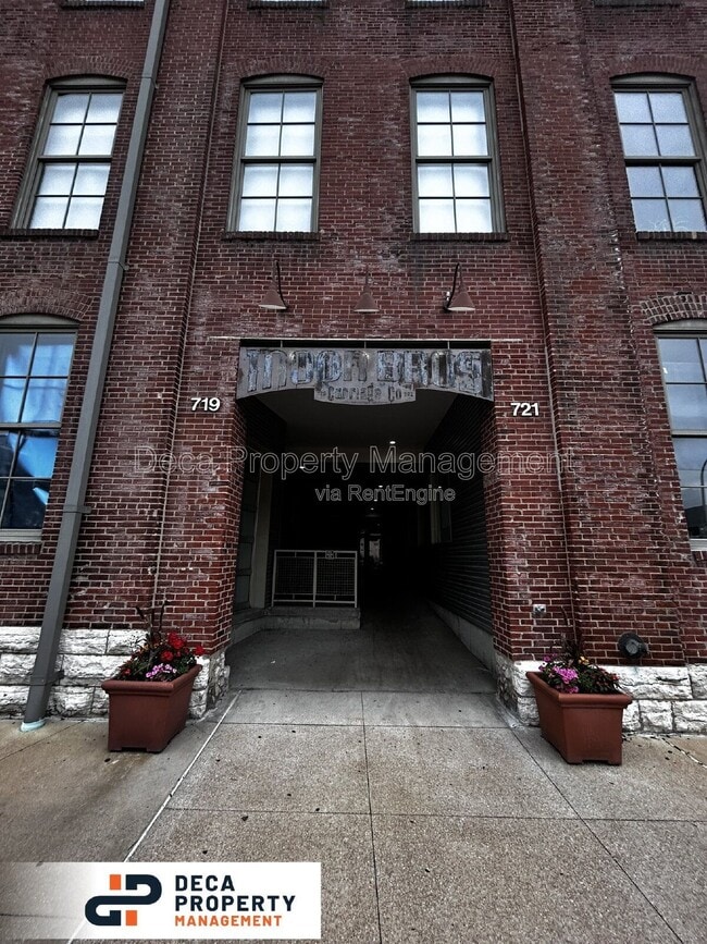 Photo - 721 N 17th St Unit 204