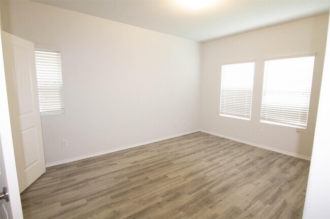 Photo - 18606 Bell Ravine Dr