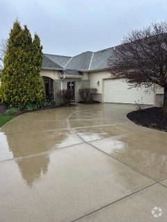 Building Photo - W163N5493 Westwind Dr Unit Westwind Dr. Condo