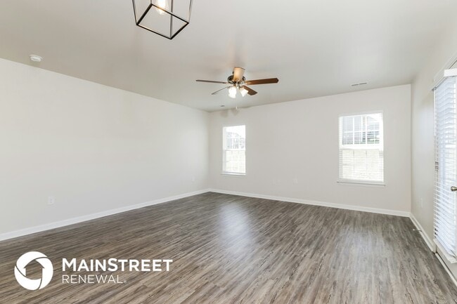 Photo - 6166 Brentwood Pk Dr