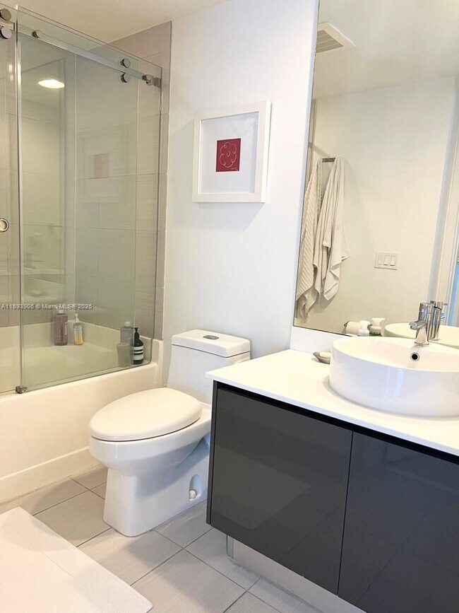 Photo - 31 SE 6th St Unit 1003