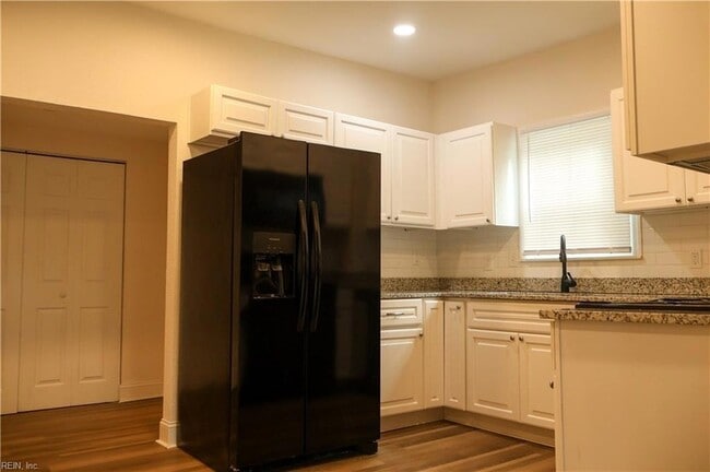 Photo - 1242 26th St