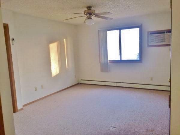 Photo - 1637 Aber Ave