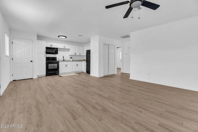 Building Photo - 1505 W McKinley St Unit Apt 1