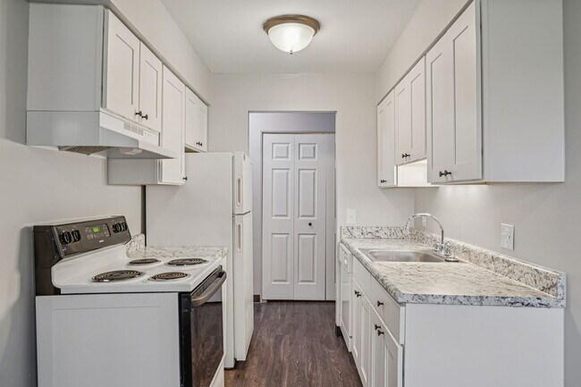 River Raisin Apartments