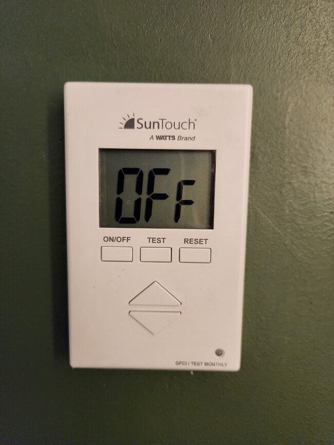 Heated Floors - 6751 S Kilbourn Ave