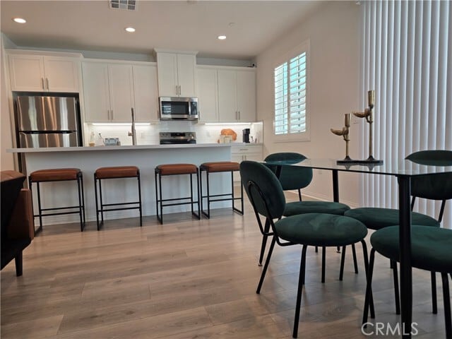 24115 Hillcrest Dr