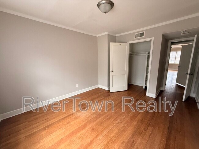 Photo - 3558 Poplar Ave