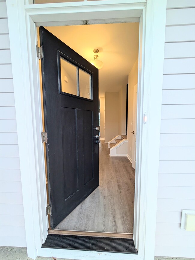 Photo - 129 Goldenrod Cir