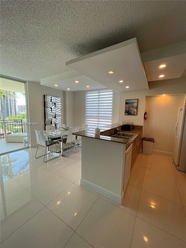 Photo - 17555 Atlantic Blvd Unit 702
