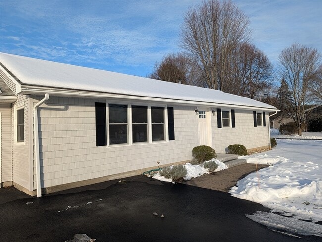 Photo - 60 Bridge St