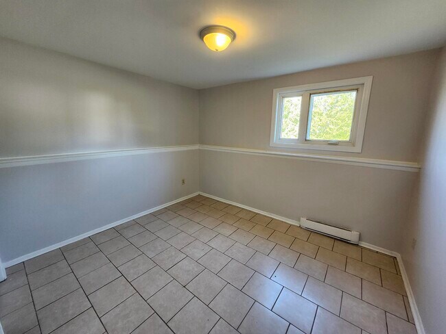 Photo - 8 Scott Ave Unit 1