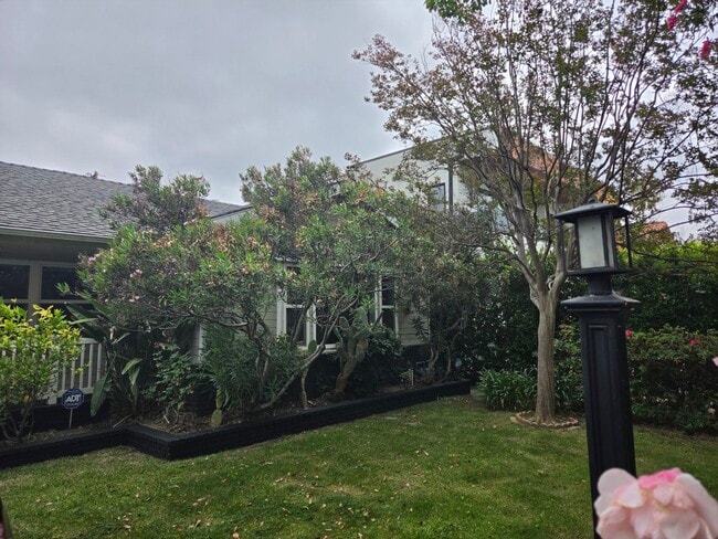 Photo - 15019 Otsego St