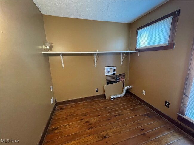 Photo - 1076 Ackley St Apartment Unit 2