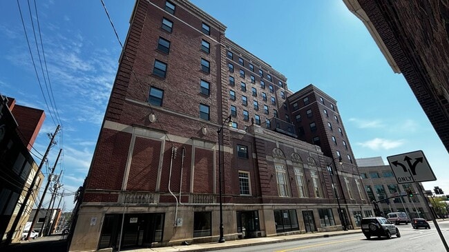 Photo - Altamont Apartments