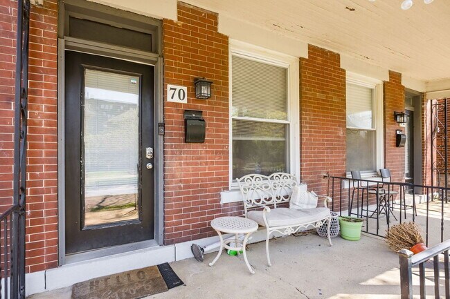 Photo - 72 Euclid Ave