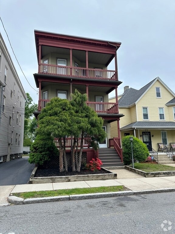 Building Photo - 16 Church St Unit 2 Rental