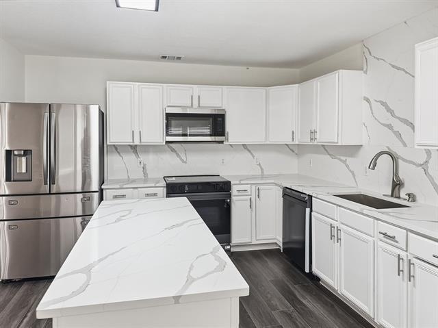 Photo - 12214 Peachtree Ln