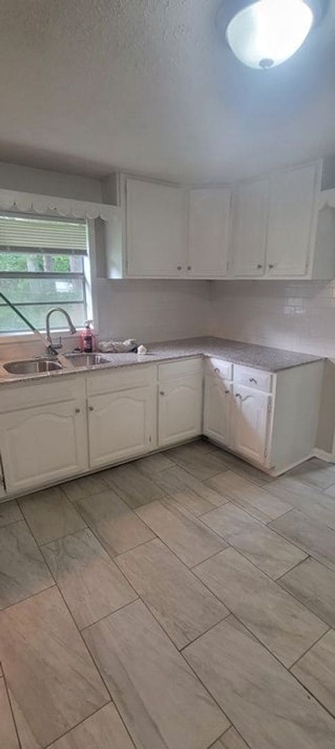 Photo - 515 Tuskegee St