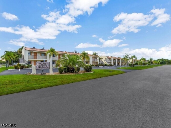 Building Photo - 16380 Dublin Cir Unit 104