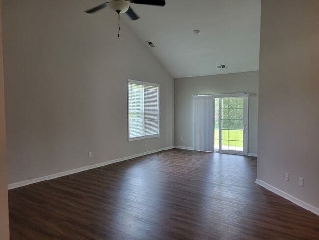 2127 Briarpatch Dr