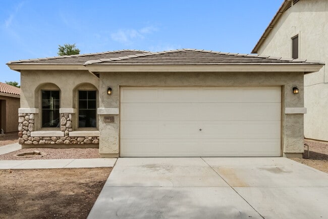 Photo - 2910 S 80th Ave Casa